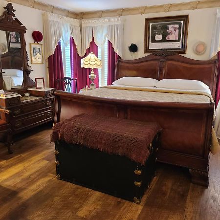Red Bluff Cottage Bed & Breakfast มอนต์โกเมอรี ภายนอก รูปภาพ