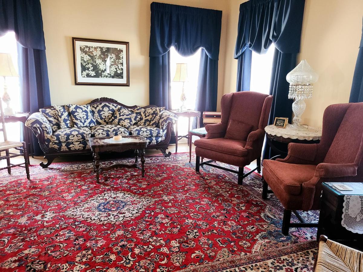 Red Bluff Cottage Bed & Breakfast มอนต์โกเมอรี ภายนอก รูปภาพ