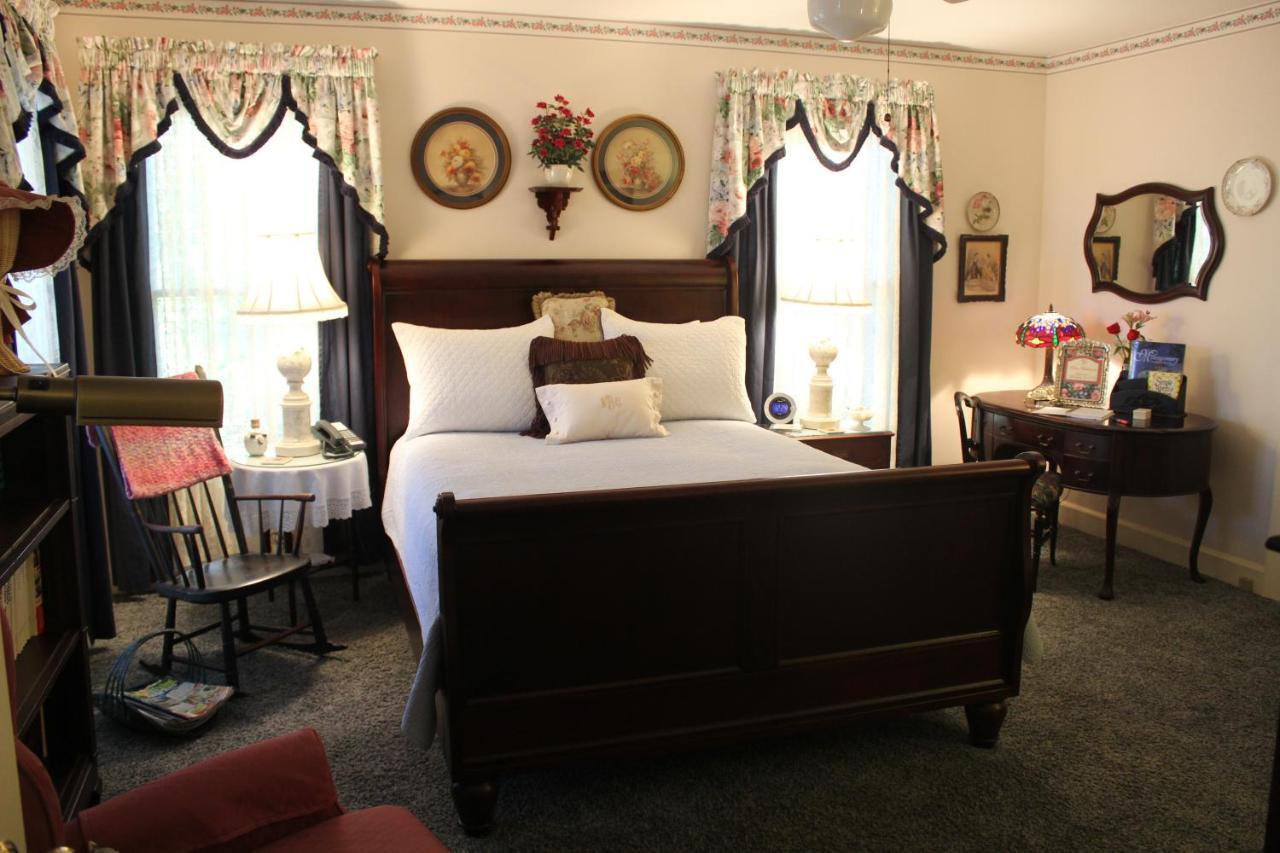 Red Bluff Cottage Bed & Breakfast มอนต์โกเมอรี ภายนอก รูปภาพ
